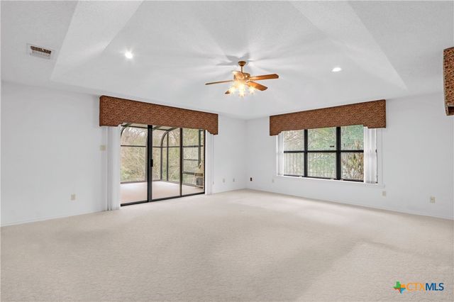 738 Cedar Parkway, Seguin, TX 78155