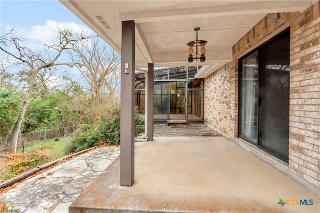 738 Cedar Parkway, Seguin, TX 78155