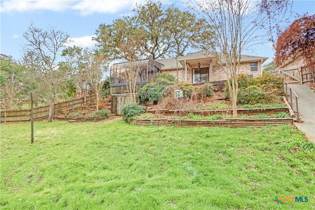 738 Cedar Parkway, Seguin, TX 78155