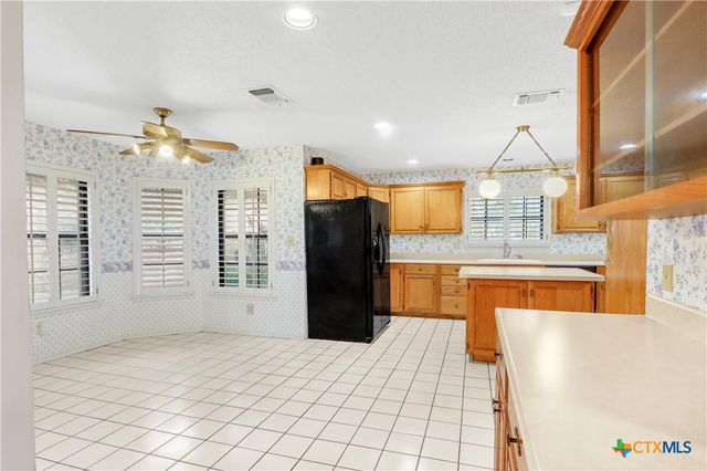 738 Cedar Parkway, Seguin, TX 78155
