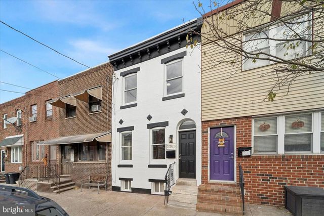 2353 E HUNTINGDON ST, Philadelphia, PA 19125