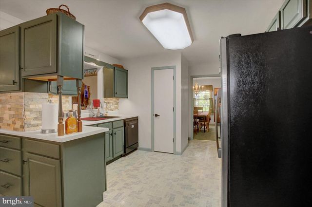 322 ELMONT CIRCLE, Shippensburg, PA 17257