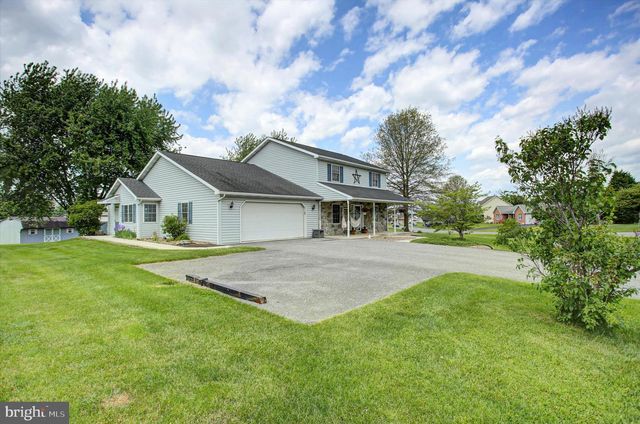 322 ELMONT CIRCLE, Shippensburg, PA 17257