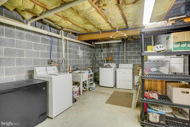 322 ELMONT CIRCLE, Shippensburg, PA 17257