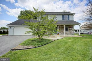 322 ELMONT CIRCLE, Shippensburg, PA 17257