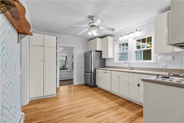 303 Washington Road, Barrington, RI 02806