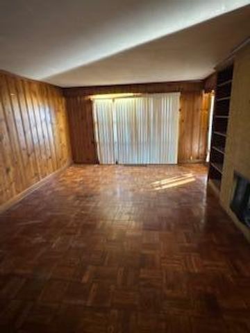 6360 Hohman Avenue, Hammond, IN 46324