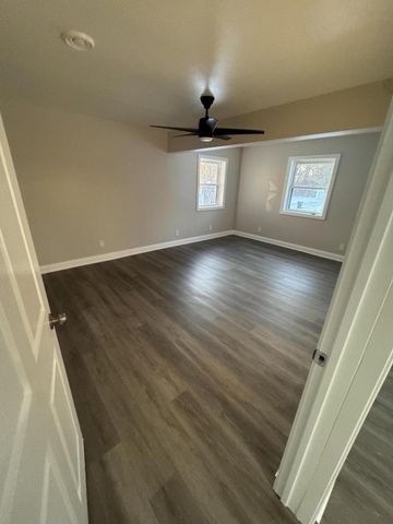 13010 W Honey LANE, New Berlin, WI 53151