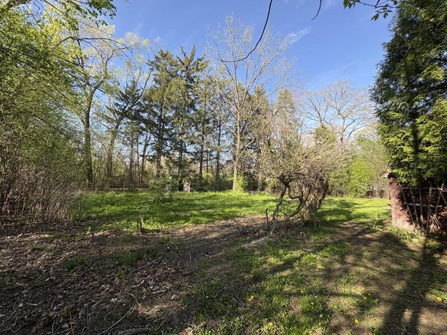 13010 W Honey LANE, New Berlin, WI 53151