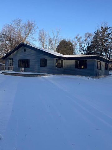 13010 W Honey LANE, New Berlin, WI 53151