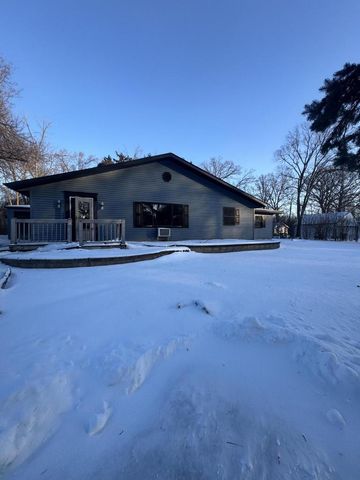 13010 W Honey LANE, New Berlin, WI 53151