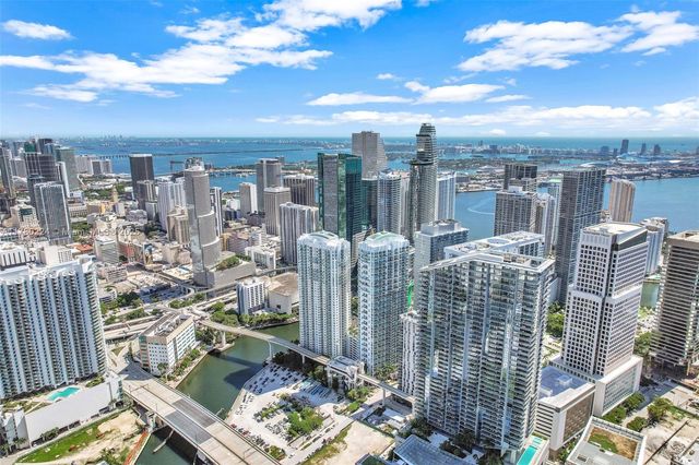 41 SE 5th St 406, Miami, FL 33131