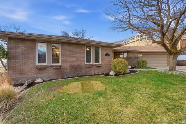 933 NORTHERN HILLS CIR, Bountiful, UT 84010