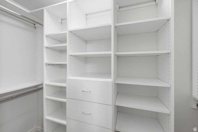 933 NORTHERN HILLS CIR, Bountiful, UT 84010