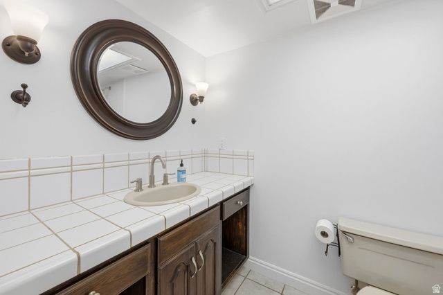 933 NORTHERN HILLS CIR, Bountiful, UT 84010