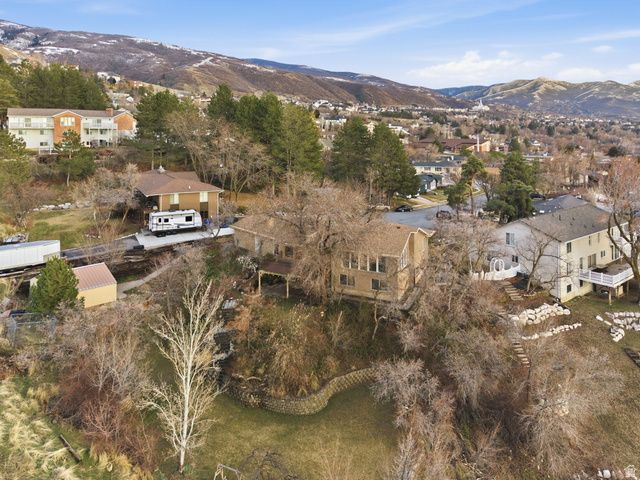 933 NORTHERN HILLS CIR, Bountiful, UT 84010