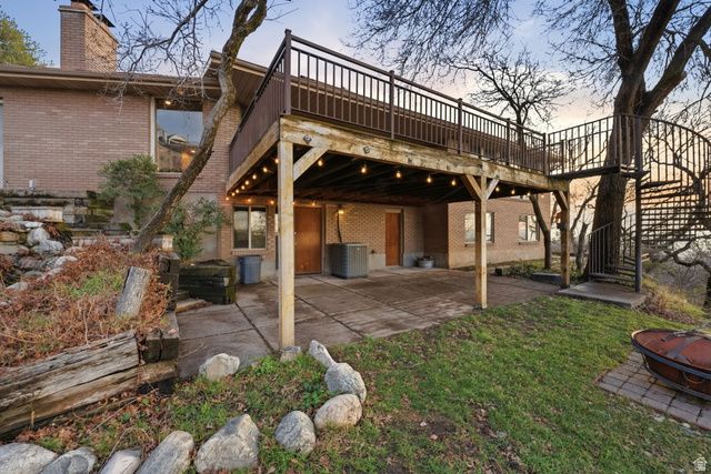 933 NORTHERN HILLS CIR, Bountiful, UT 84010