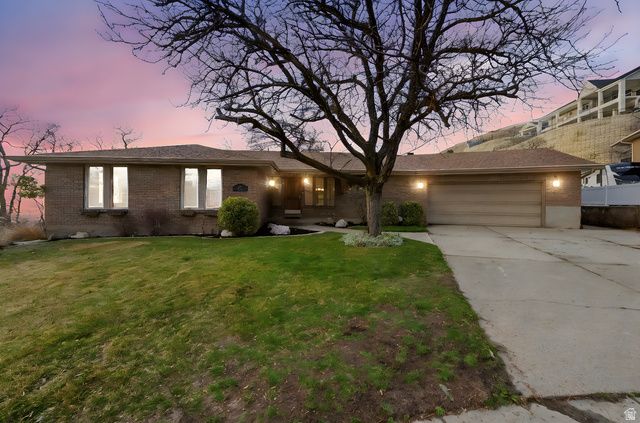 933 NORTHERN HILLS CIR, Bountiful, UT 84010