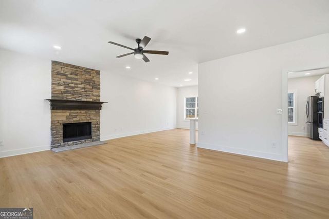 5975 Windsor Creek Drive, Douglasville, GA 30135