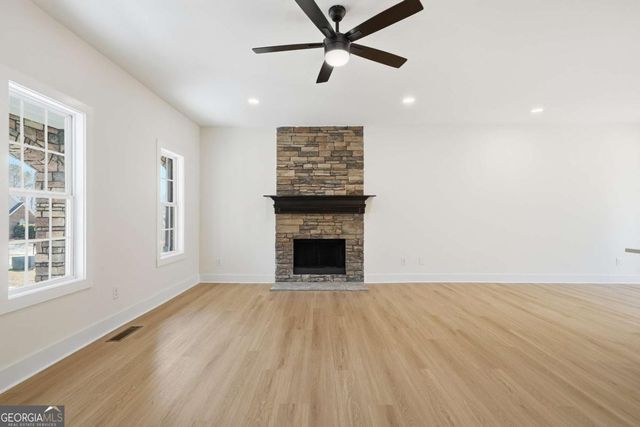 5975 Windsor Creek Drive, Douglasville, GA 30135