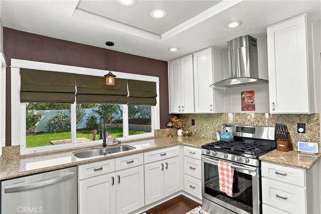 2065 W Ontario, Corona, CA 92882