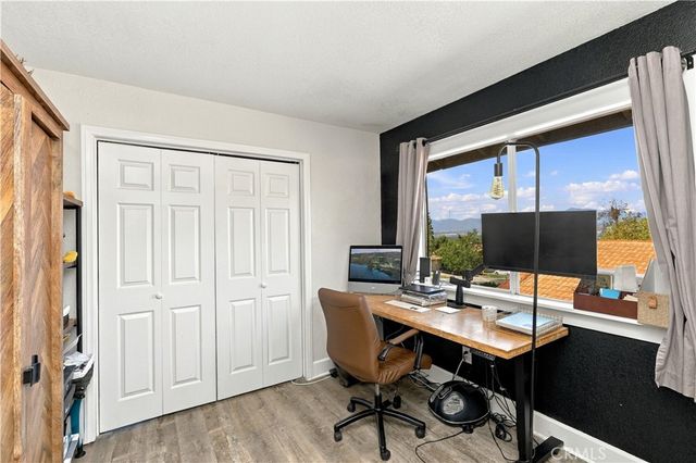 2065 W Ontario, Corona, CA 92882