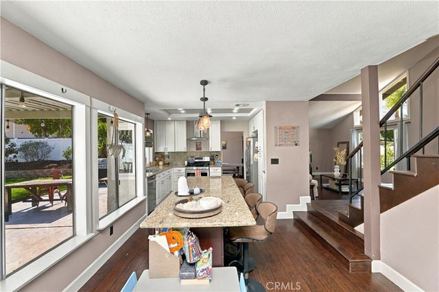 2065 W Ontario, Corona, CA 92882
