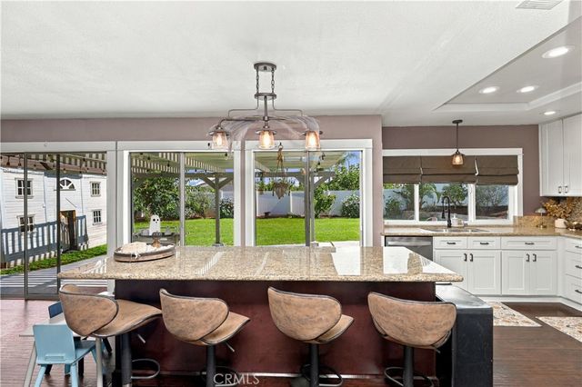 2065 W Ontario, Corona, CA 92882