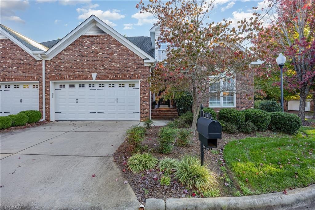 6 Jacobs Way, Greensboro, NC 27455