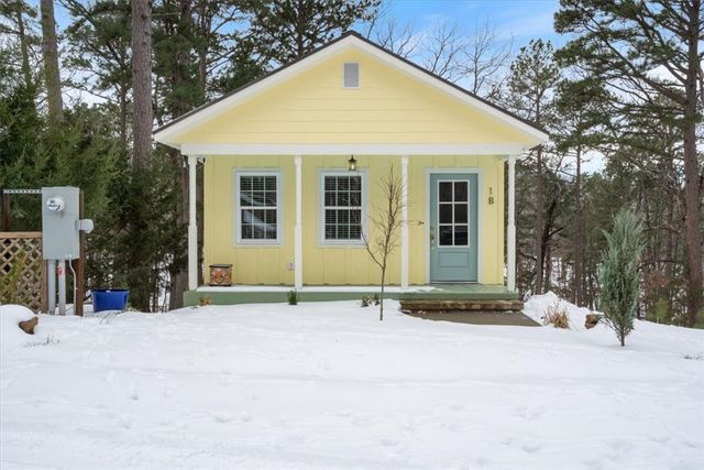 1 B. Cross Street, Eureka Springs, AR 72632