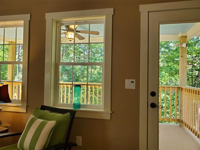 1 B. Cross Street, Eureka Springs, AR 72632