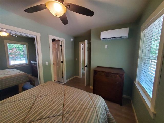 1 B. Cross Street, Eureka Springs, AR 72632