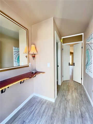 1 B. Cross Street, Eureka Springs, AR 72632