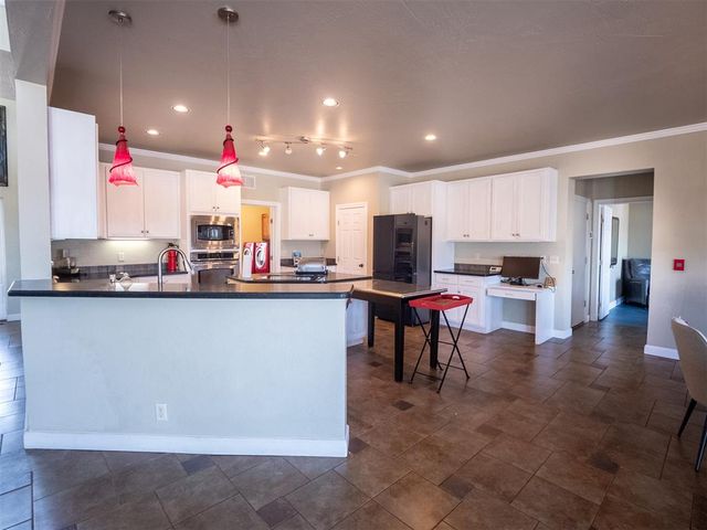 1601 E Hefner Road, Oklahoma City, OK 73131