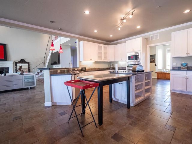 1601 E Hefner Road, Oklahoma City, OK 73131