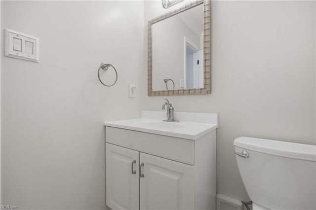 5237 Brockie ST, Virginia Beach, VA 23464