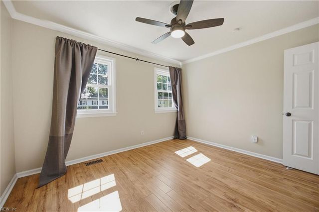 5237 Brockie ST, Virginia Beach, VA 23464