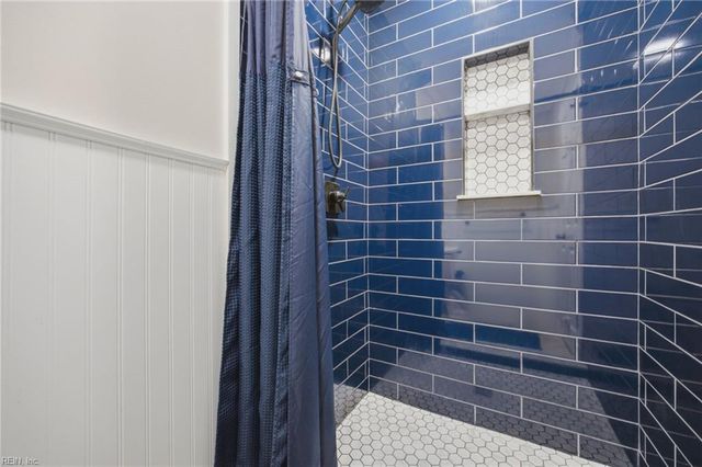 5237 Brockie ST, Virginia Beach, VA 23464
