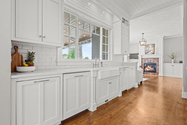 2427 E HIGHPOND CROSSING, Appleton, WI 54913