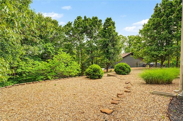 82 Cullen Hills Drive, Bella Vista, AR 72715