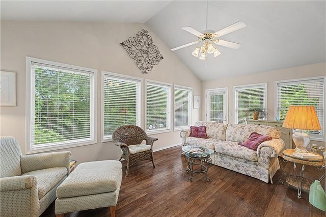 82 Cullen Hills Drive, Bella Vista, AR 72715