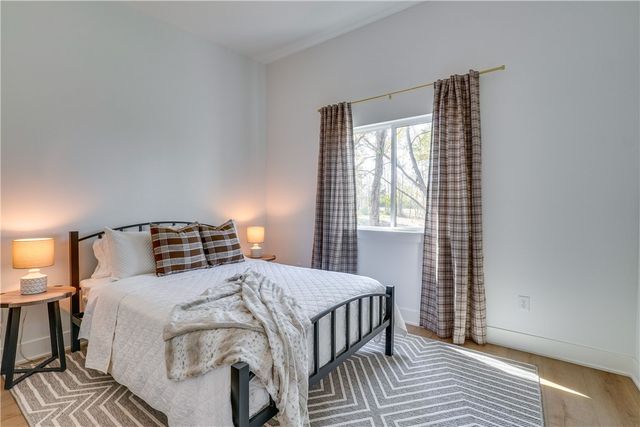 27257 Sunset Beach Lane, Eagle Rock, MO 65641