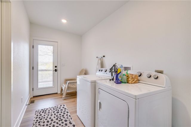 27257 Sunset Beach Lane, Eagle Rock, MO 65641