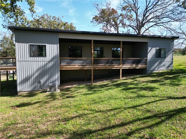 27257 Sunset Beach Lane, Eagle Rock, MO 65641