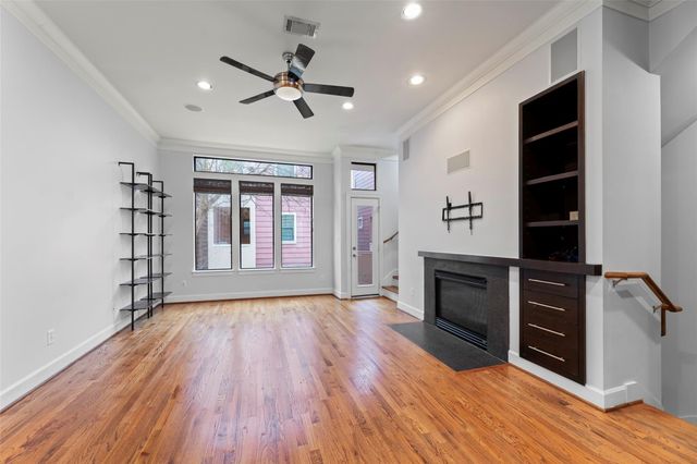 1006 Yale Street, Houston, TX 77008