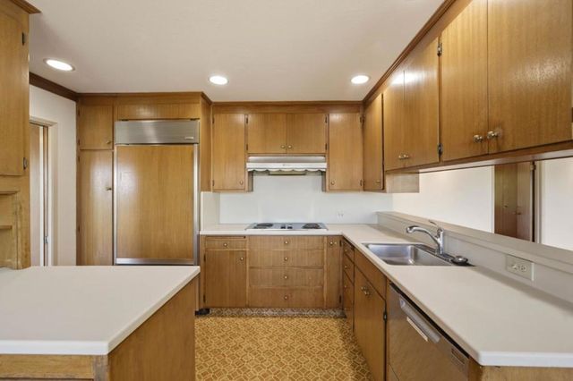 285 Golden Oak Drive, Portola Valley, CA 94028