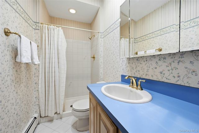 5 Shawmont Lane, Stony Brook, NY 11790