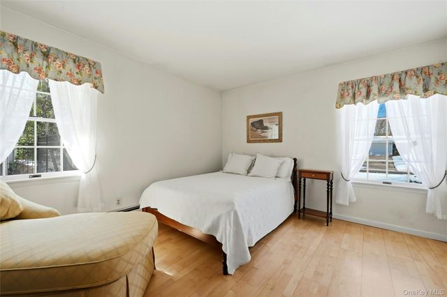 5 Shawmont Lane, Stony Brook, NY 11790