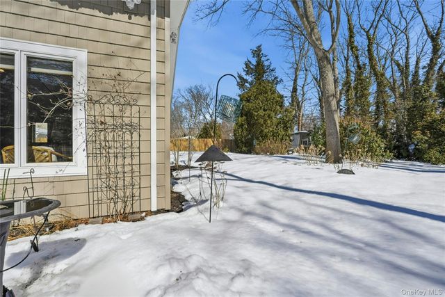 5 Shawmont Lane, Stony Brook, NY 11790