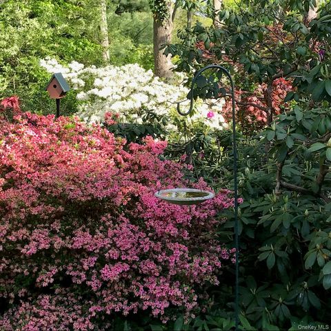 5 Shawmont Lane, Stony Brook, NY 11790